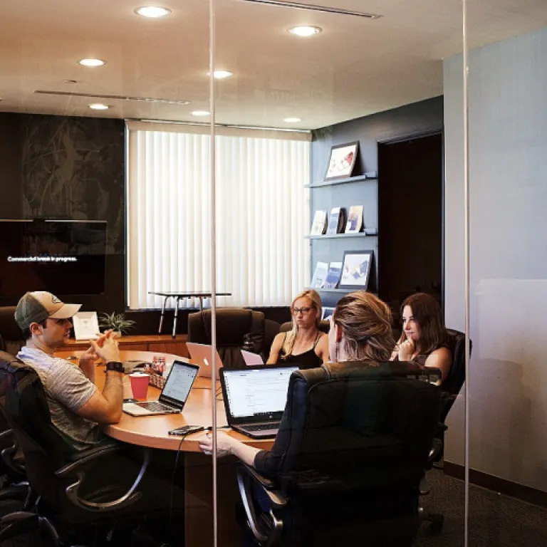 Comment obtenir le titre professionnel de secrétaire assistant et valoriser son parcours